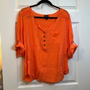 Torrid half sleeve top - Size 1